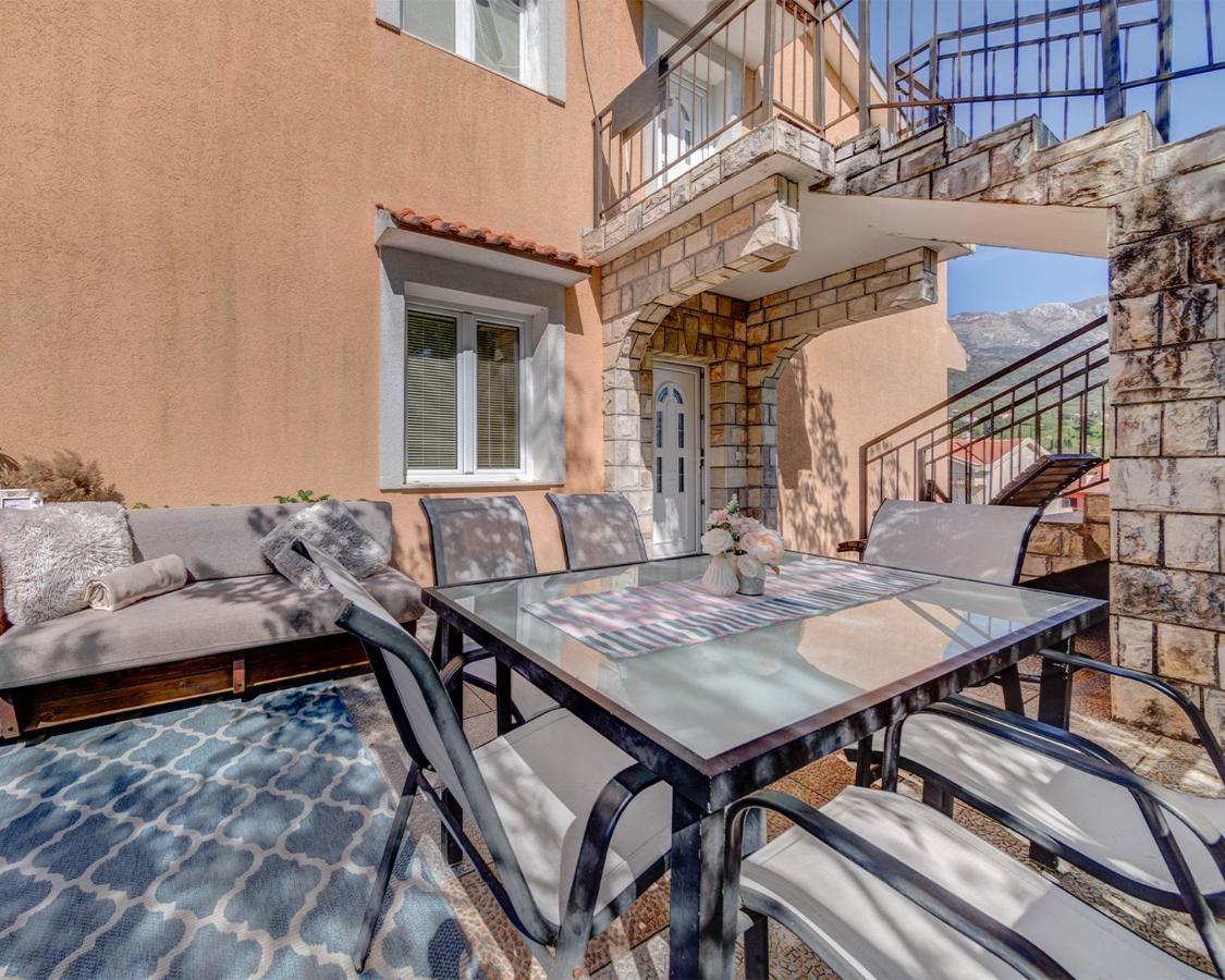 Apartments Pelle Tivat Ngoại thất bức ảnh